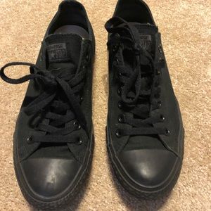 Black converse